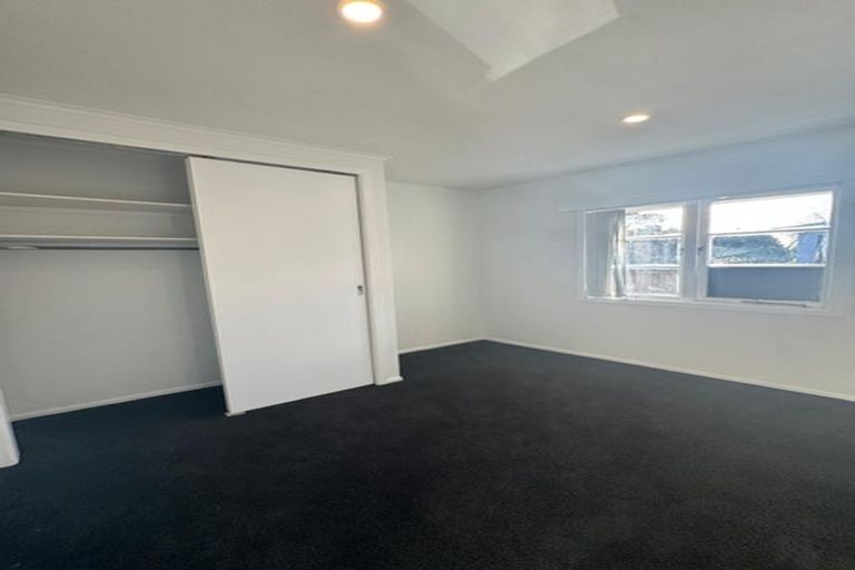 Photo of property in 51 Hallberry Road, Mangere East, Auckland, 2024