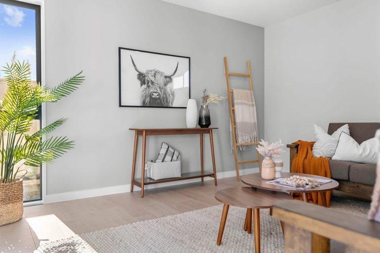 Photo of property in 28 Mabel Crescent, Halswell, Christchurch, 8025