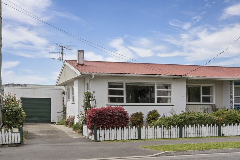 Photo of property in 1 Marsden Road, Stoke, Nelson, 7011