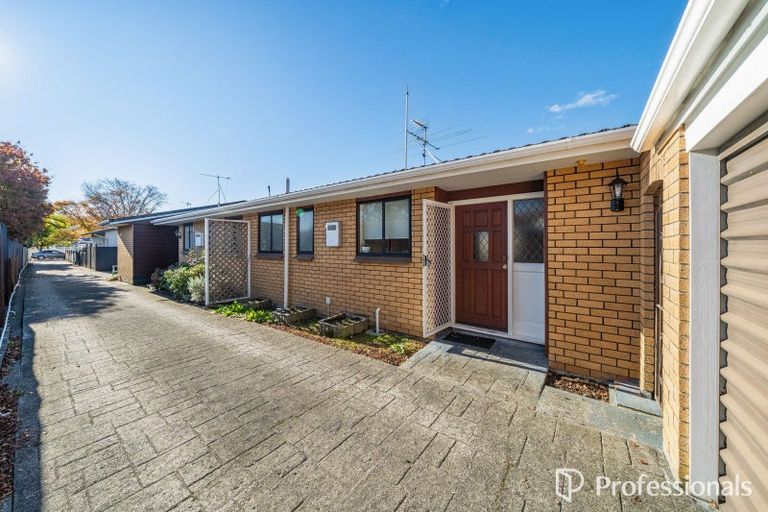 Photo of property in 9a Seddon Street, Wallaceville, Upper Hutt, 5018
