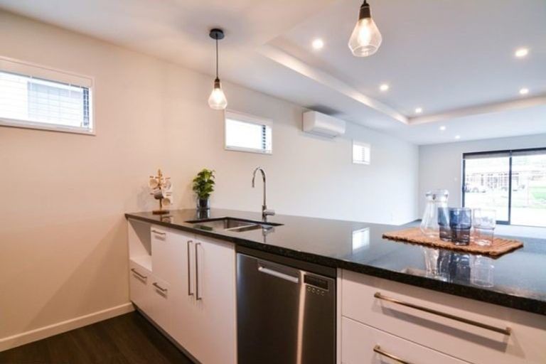 Photo of property in 6 Ardnave Lane, Broomfield, Christchurch, 8042