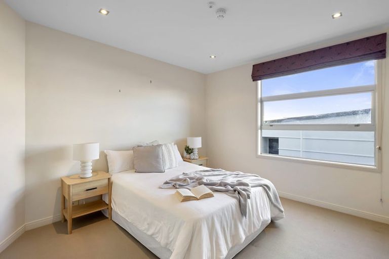 Photo of property in Quarterdeck, 3/4 Buller Street, New Plymouth, 4310