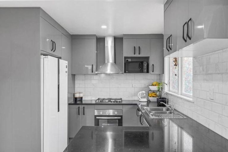 Photo of property in 1/87 Carruth Road, Papatoetoe, Auckland, 2025