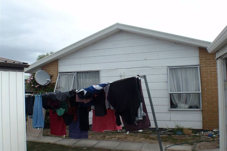 Photo of property in 24 Mchaffies Place, Wainoni, Christchurch, 8061