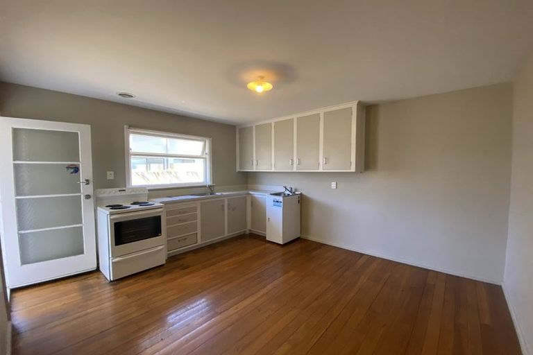 Photo of property in 49 Edgeware Road, St Albans, Christchurch, 8014