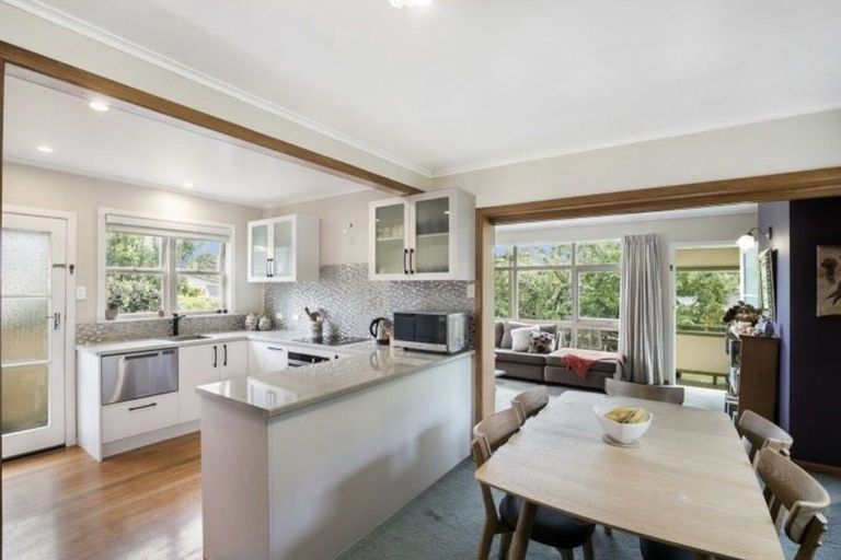 Photo of property in 1/37a Mcintyre Road, Mangere Bridge, Auckland, 2022