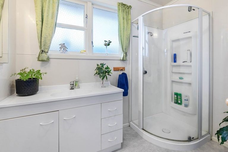 Photo of property in 24 Hilda Street, Fenton Park, Rotorua, 3010