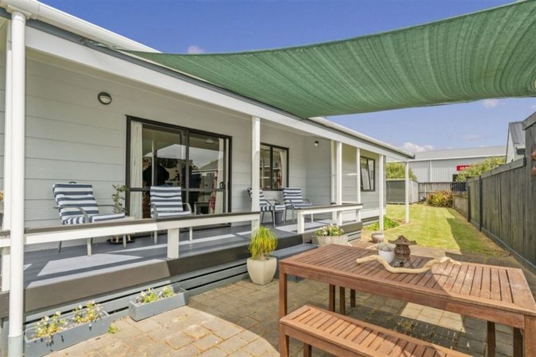 Photo of property in 10 Joan Gaskell Drive, Whitianga, 3510