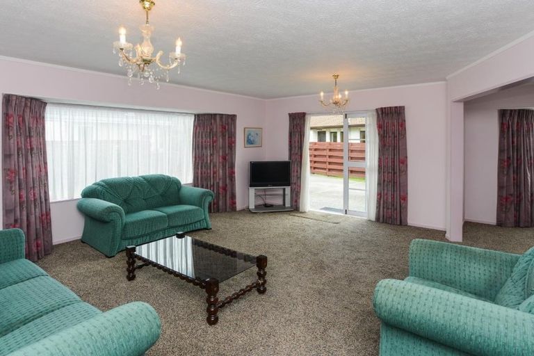 Photo of property in 46b Hetley Crescent, Taradale, Napier, 4112