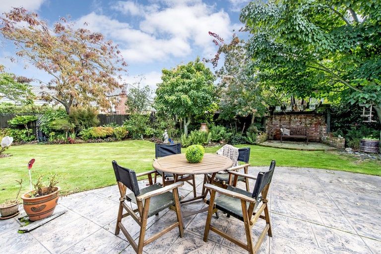 Photo of property in 11 Rickton Place, Rangiora, 7400