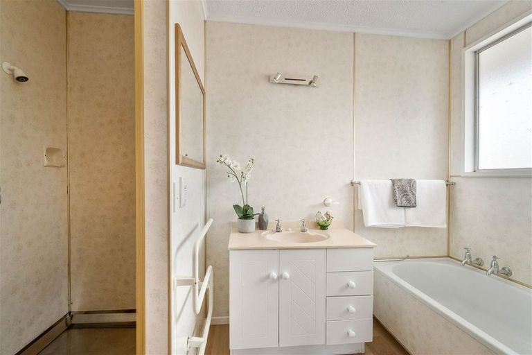 Photo of property in 33 Northfield Road, Casebrook, Christchurch, 8051