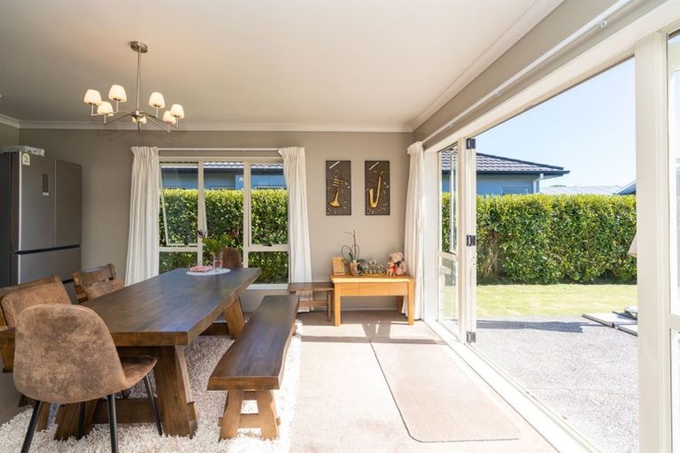 Photo of property in 15 Palliser Drive, Huntington, Hamilton, 3210