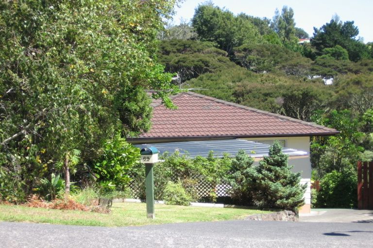 Photo of property in 69 Kia Ora Road, Beach Haven, Auckland, 0626