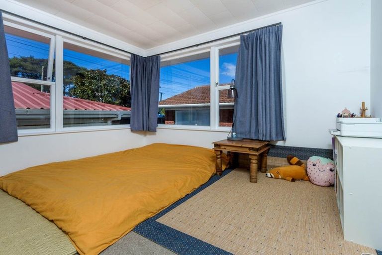 Photo of property in 134 Colwill Road, Massey, Auckland, 0614