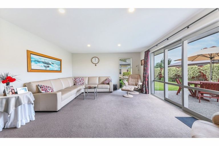 Photo of property in 16 Rapley Street, Kaiapoi, 7630