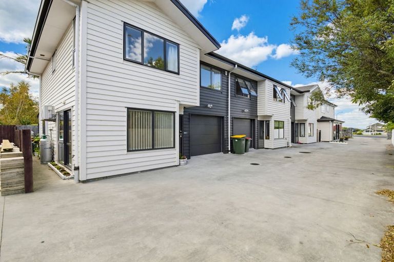 Photo of property in 160d Hill Road, Manurewa, Auckland, 2105
