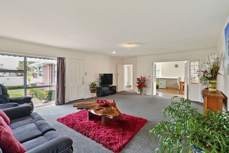 Photo of property in 15 Steele Street, Hornby, Christchurch, 8042