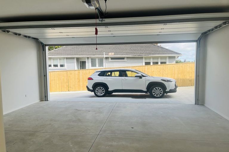 Photo of property in 7a Hinau Street, New Lynn, Auckland, 0600