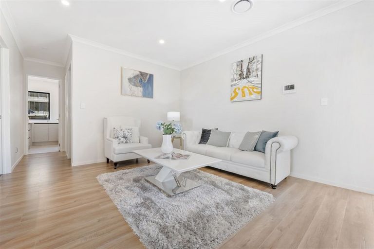 Photo of property in 3 Elevation Street, Flat Bush, Auckland, 2019