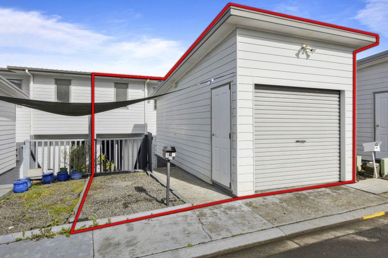 Photo of property in 27/3 Hulme Place, Henderson, Auckland, 0612