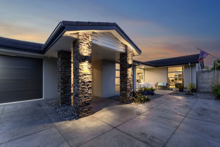 Photo of property in 162 Lakes Boulevard, Pyes Pa, Tauranga, 3112