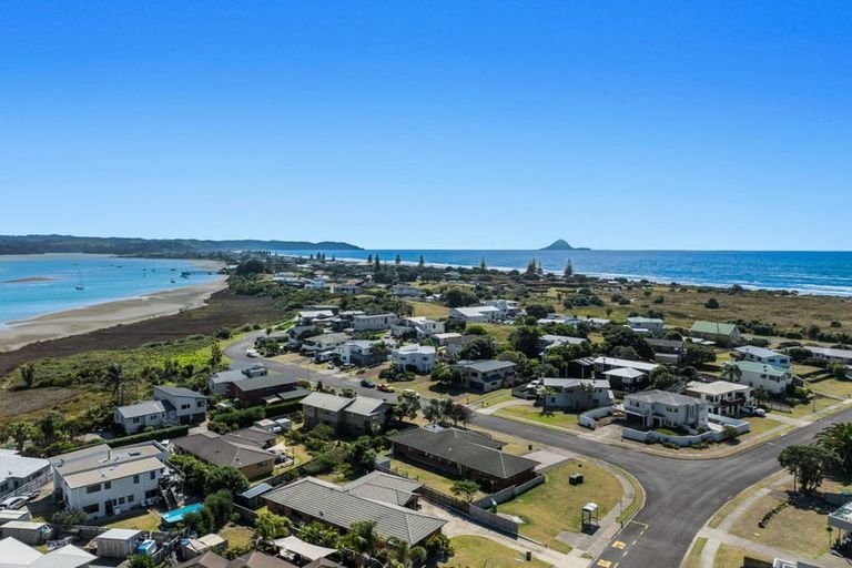 Photo of property in 1 Rangitukehu Street, Ohope, 3121