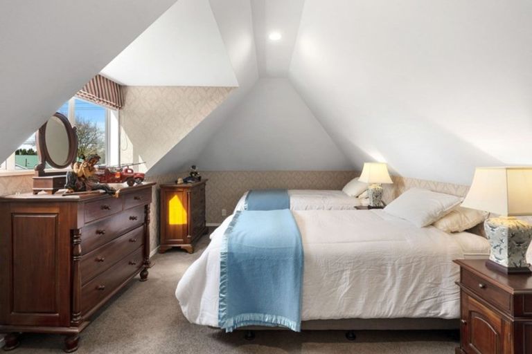 Photo of property in 48a Steadman Road, Broomfield, Christchurch, 8042