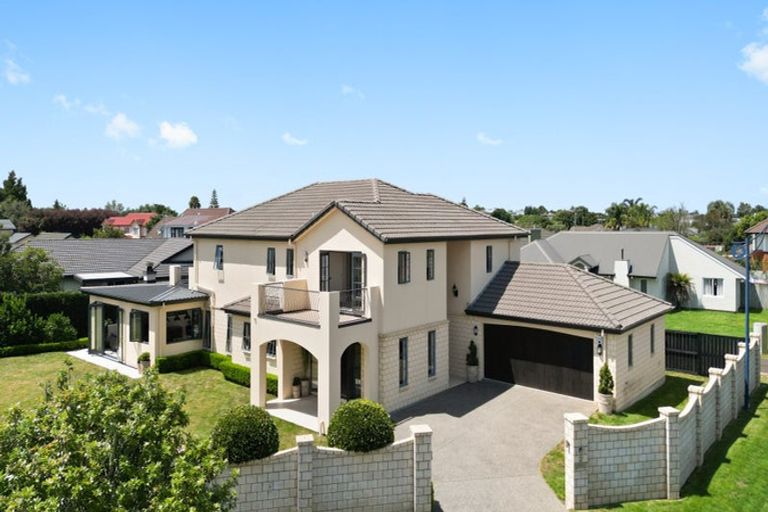 Photo of property in 27 Nielsen Gardens, Rototuna, Hamilton, 3210