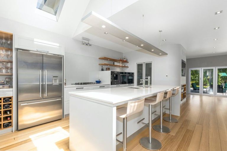 Photo of property in 283 Ngarara Road, Waikanae, 5391