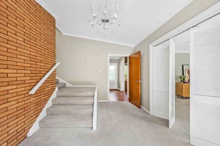 Photo of property in 39 Highfield Place, Avonhead, Christchurch, 8042