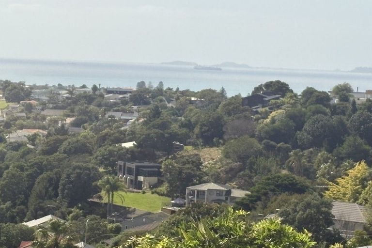 Photo of property in 957 East Coast Road, Torbay, Auckland, 0630