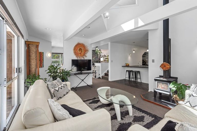 Photo of property in 2 Saint Marys Place, Onerahi, Whangarei, 0110