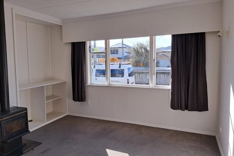 Photo of property in 73 Fraser Street, Wainuiomata, Lower Hutt, 5014