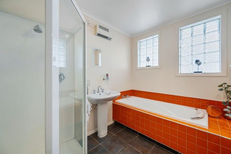 Photo of property in 3 Campbell Street, Alexandra, 9320
