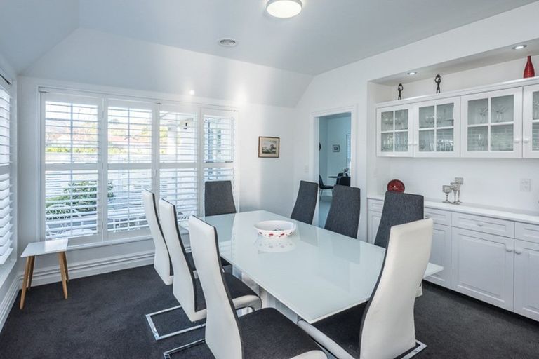 Photo of property in 1 Maple Lane, Waikanae, 5036