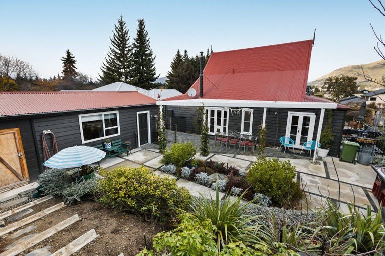 Photo of property in 54 Hedditch Street, Wanaka, 9305