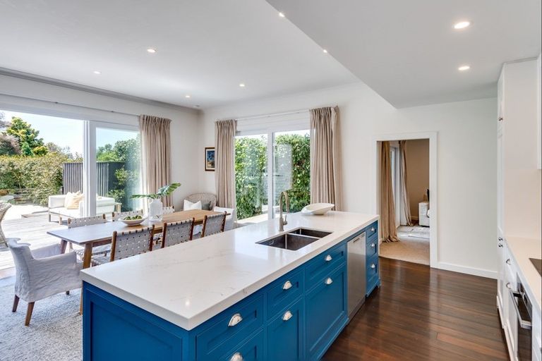 Photo of property in 9 Lindsay Street, Havelock North, 4130