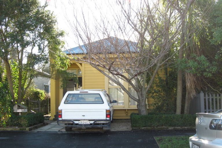 Photo of property in 51 Derby Street, St Albans, Christchurch, 8014