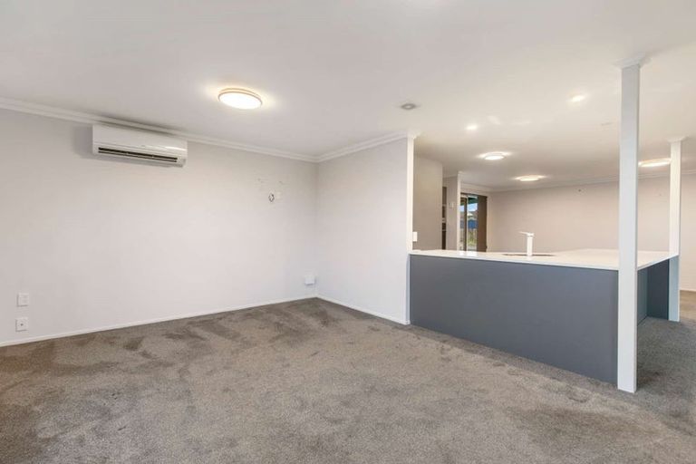 Photo of property in 62 Russell Street, Marton, 4710