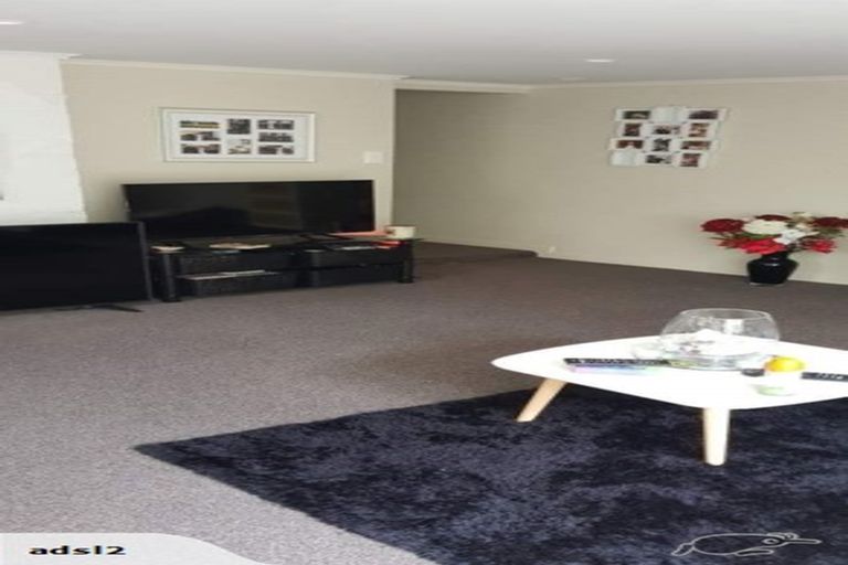 Photo of property in 44 Bayview Road, Browns Bay, Auckland, 0630