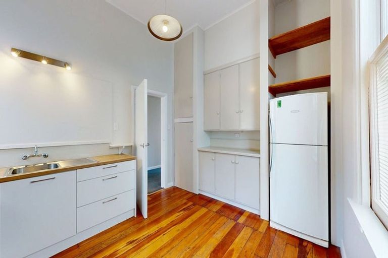 Photo of property in 23 Emerson Street, Berhampore, Wellington, 6023