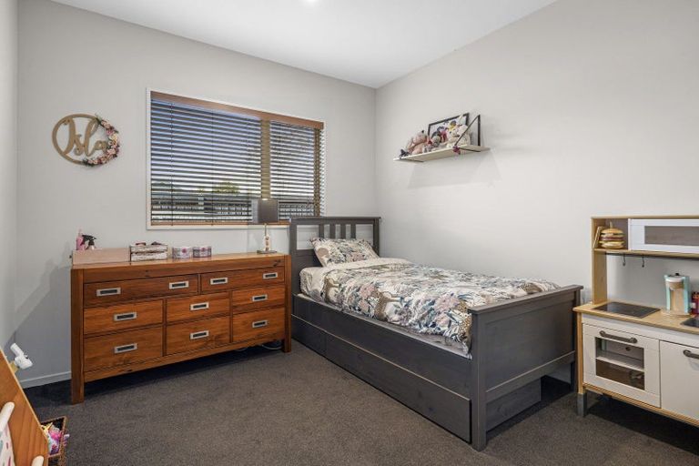 Photo of property in 16 Pukeko Place, Rangiora, 7400