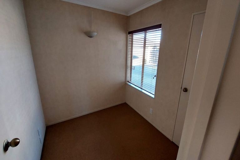Photo of property in 7 Ironstone Place, Randwick Park, Auckland, 2105