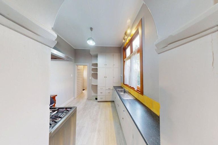 Photo of property in 201 Fitzherbert Avenue, West End, Palmerston North, 4410