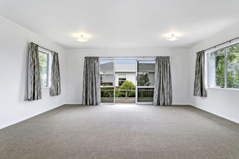 Photo of property in 2/35 Otupai Street, Two Mile Bay, Taupo, 3330