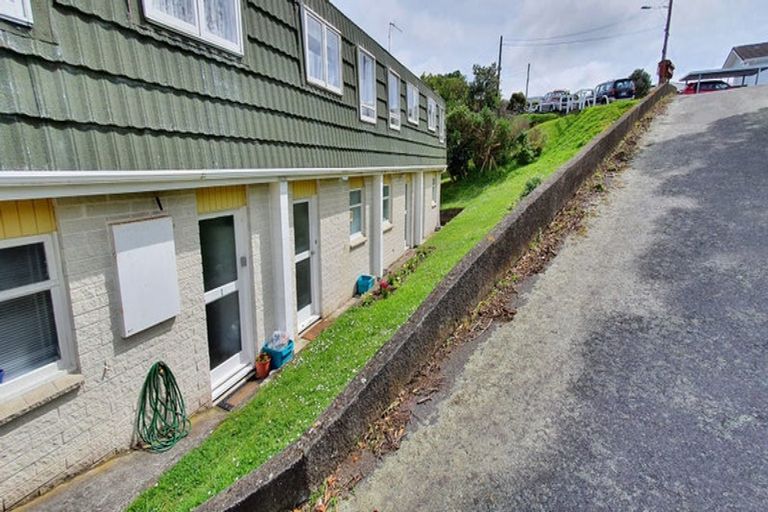 Photo of property in 50u2 Buckley Road, Southgate, Wellington, 6023
