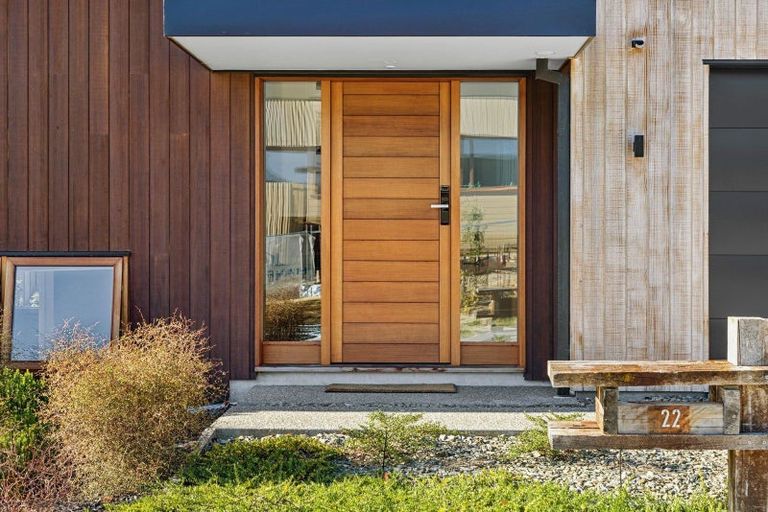 Photo of property in 48 Farrant Drive, Wanaka, 9305