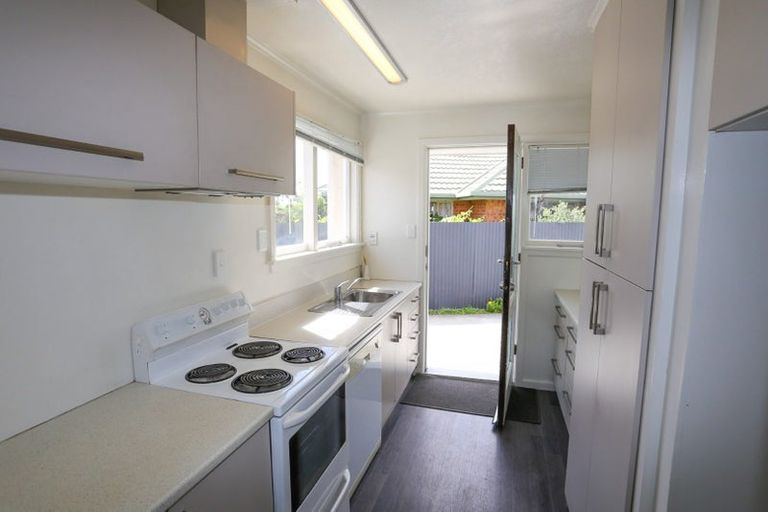 Photo of property in 73 Fairfield Avenue, Addington, Christchurch, 8024