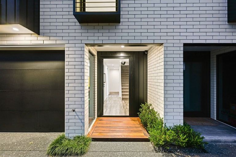 Photo of property in 21u2 Manning Street, Hamilton Central, Hamilton, 3204
