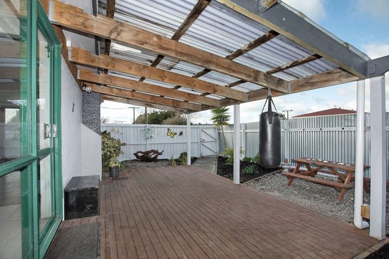 Photo of property in 64 Phillips Street, Sanson, 4817